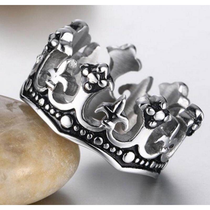 Cincin Desain Mahkota Silang Bahan Stainless Steel Gaya Retro Gothic Kasual Serbaguna Untuk Pria