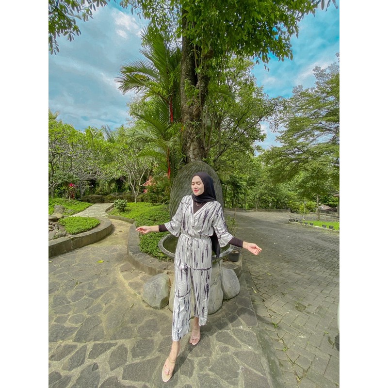 jumpsuit laras