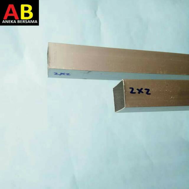 Hollow Aluminium 20mm x 20mm Tebal 0.5mm 119.5cm silver