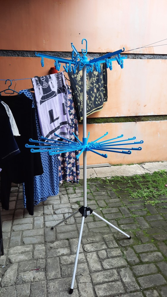 Gantungan Jemuran Tripod / Tripod Laundry Hanger 16 Sticks / Jemuran Pakaian Bayi Anak