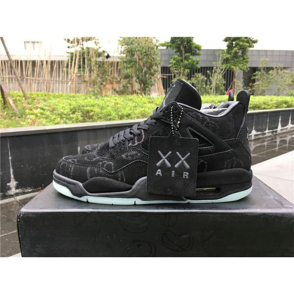 kaws jordan 4s