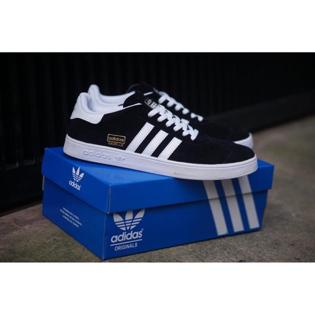 adidas gazelle sizing