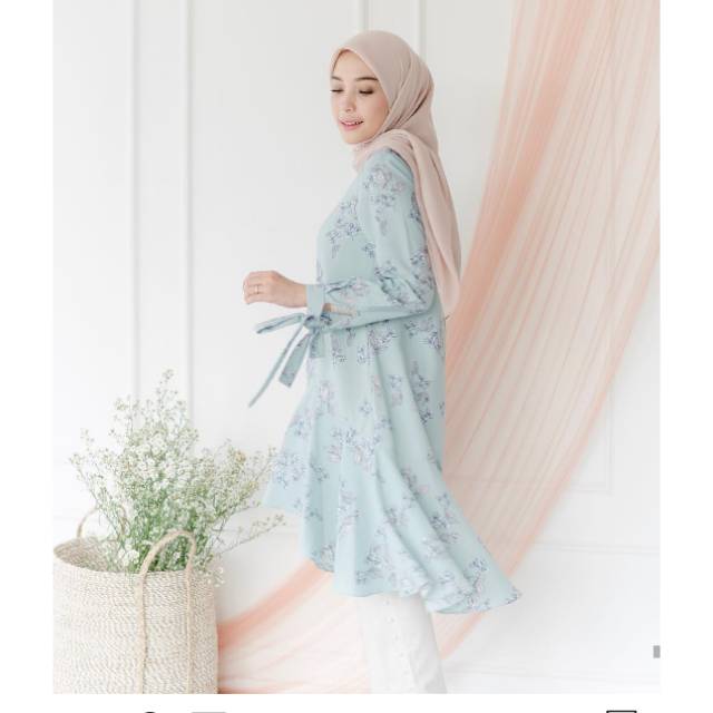 ASHA TUNIK XS seagreen wearing klamby