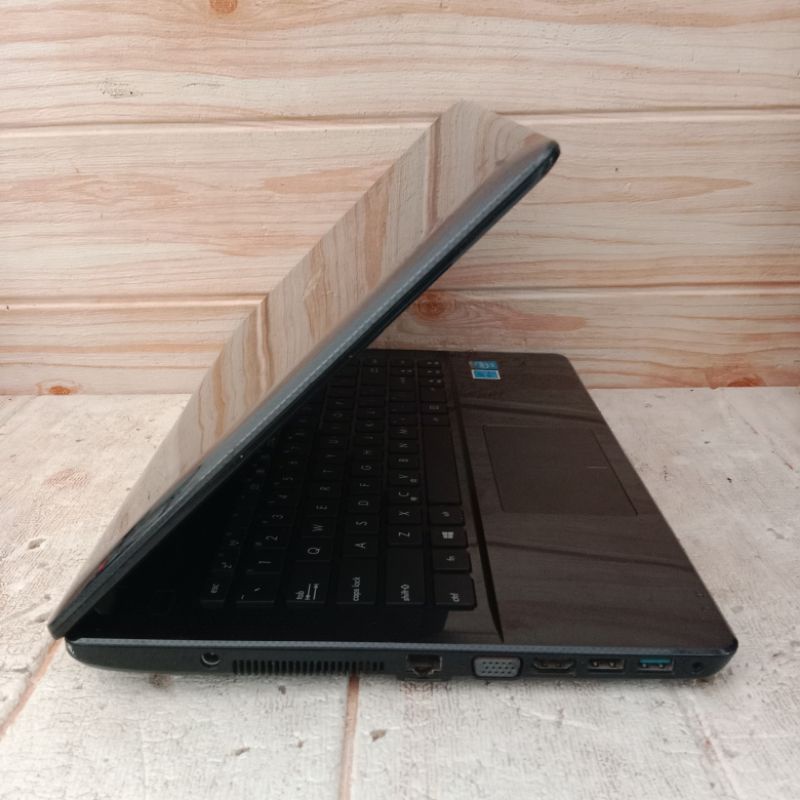 Laptop Asus X451CA 2GB/500GB bekas-3