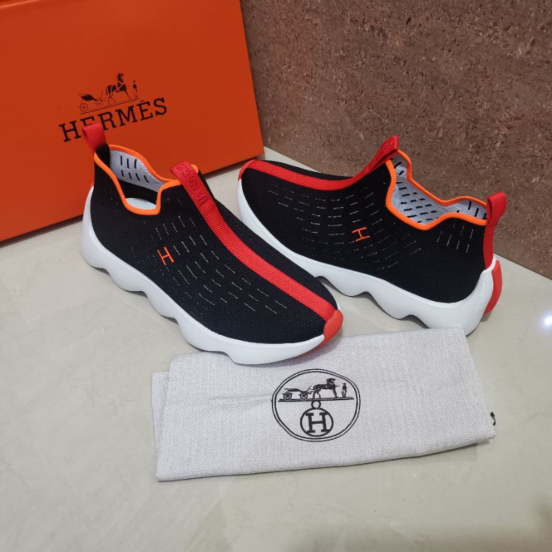 sneaker pria slip on run away men shoes heme2023 sepatu cowok mirror top branded P1SHOES