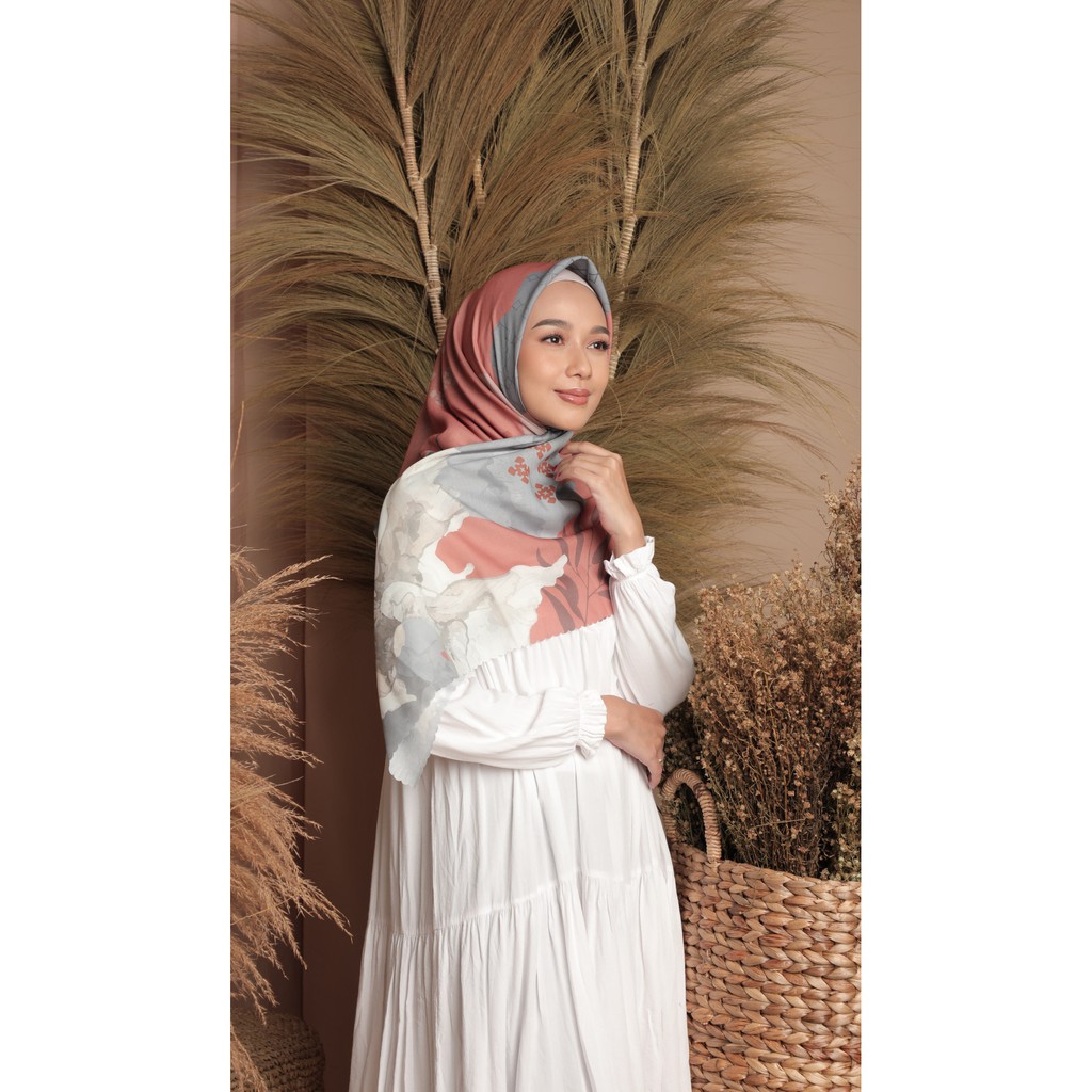 QISTY IN GREY | THE NOVELLA SCARF (Superfine Voal Hijab Premium)