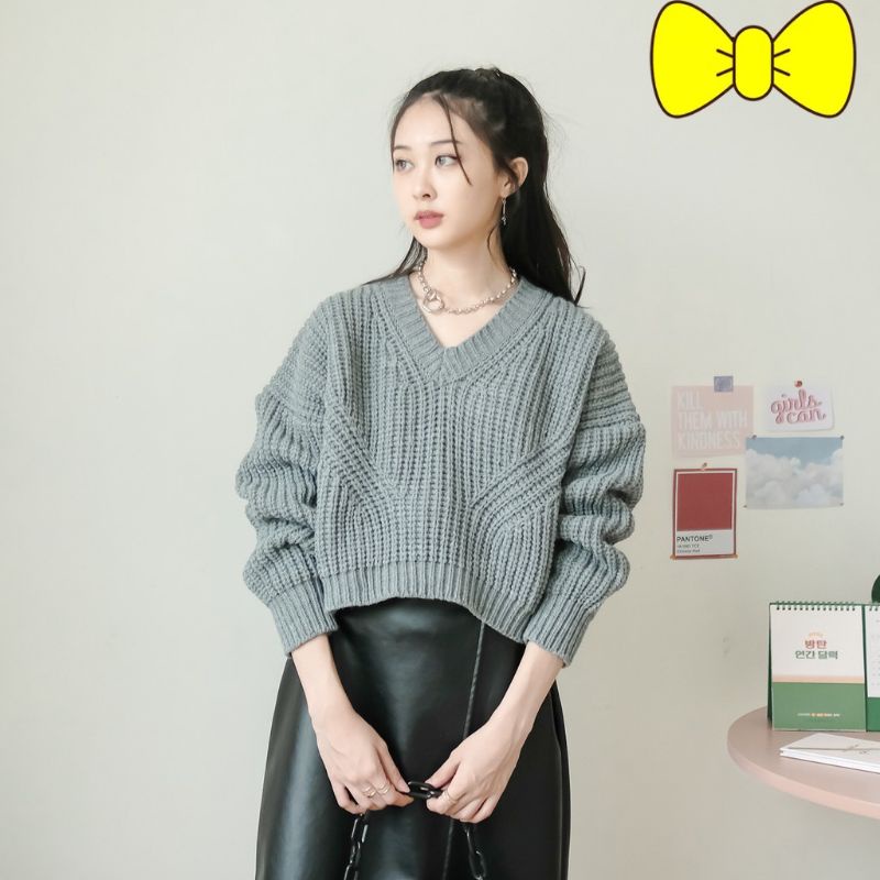 FX SHOP HANNA OVERSIZED KNIT / YEJI SWEATER CROP OVERSIZE PREMIUM / V SWEATER RAJUT