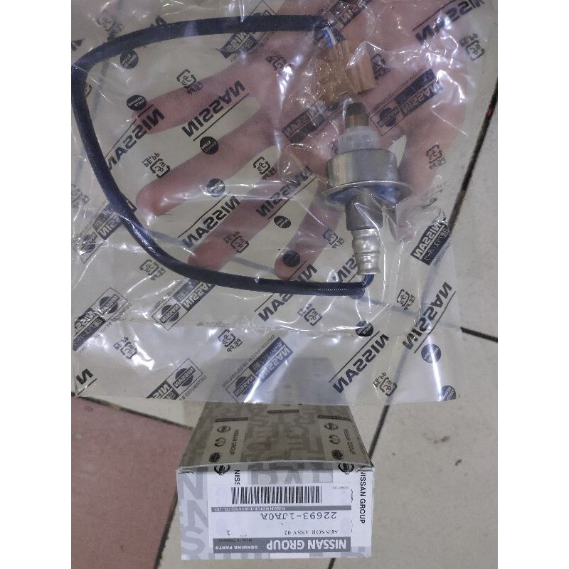 sensor 02 atau sensor oksigen sensor oxsigen Nissan march new livina all new livina Original