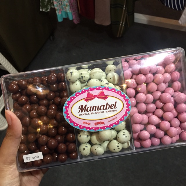 

Coklat mix 3 coklat kacang coklat biskuit