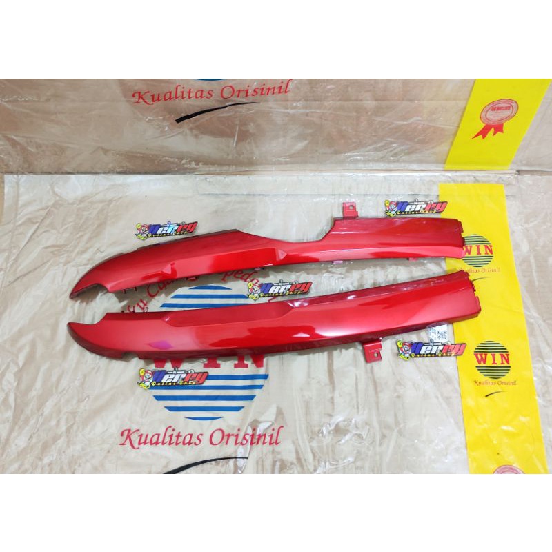 LIS LIST COVER BODY DEK SAMPING UNDER SIDE BAWAH SCOOPY FI MERAH MAROON 2013 2014 2015 2016