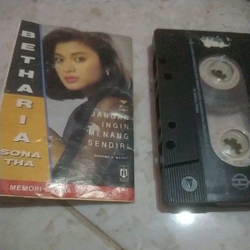 Kaset pita Betharia Sonata: Jangan Mau Menang Sendiri