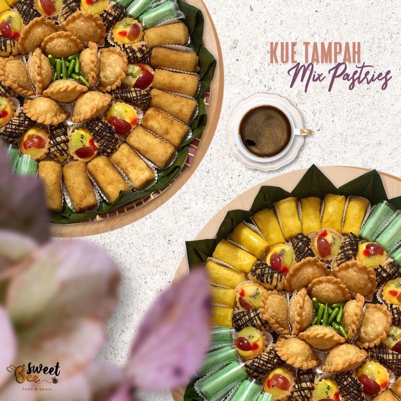 

Kue Tampah Mix Pastries • sweetbeesnack •