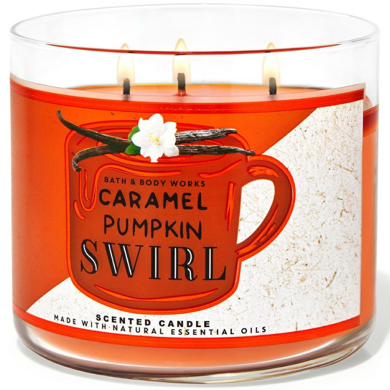 BATH AND BODY WORKS BBW CARAMEL PUMPKIN SWIRL 3 WICK SCENTED CANDLE MADE WITH ESSENTIAL OILS 411 G PENGHARUM RUANGAN