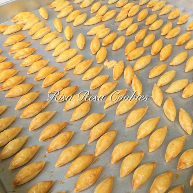 

Kue lebaran Kastengel , kastengelmurah