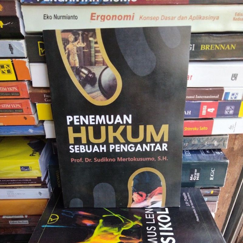 

Penemuan Hukum Sebuah Pengantar - Sudikno
