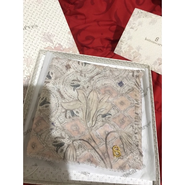 preloved buttonscarves maharani safed