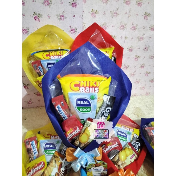 Bucket Snack Chiki Ball / Bucket Snack Murah / Bingkisan Bucket Ultah / Bucket Mini Ultah / Snack Bucket / Bouquet Mini