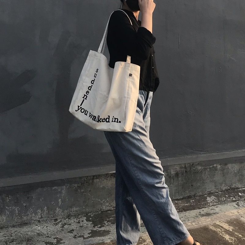 TOTEBAG KANVAS SUDDENLY YOU WALKED IN Size 45x34x15 cm