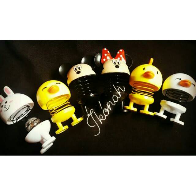 Pajangan MOBIL/ BONEKA GOYANG