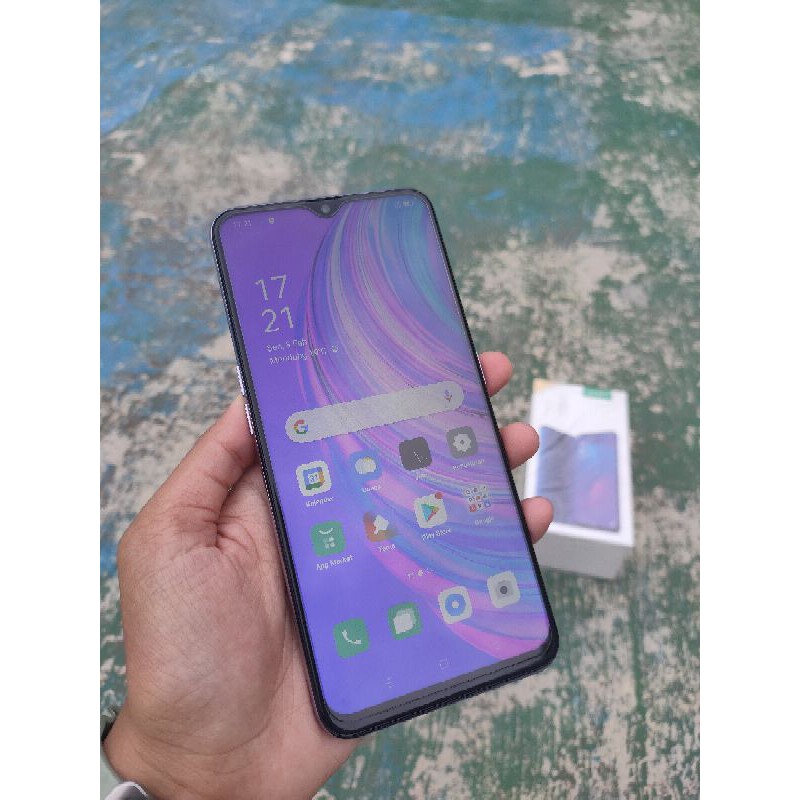 Oppo F11 Ram 4/128 GB ( SECOND )