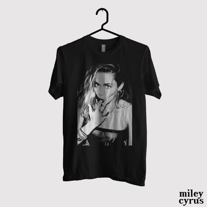 Kaos Miley Cyrus - Lick