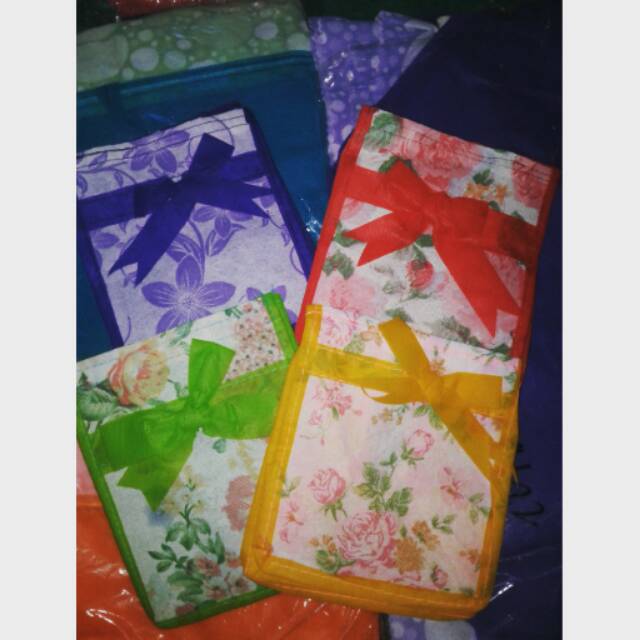 

Tas ultah Souvenir Mini