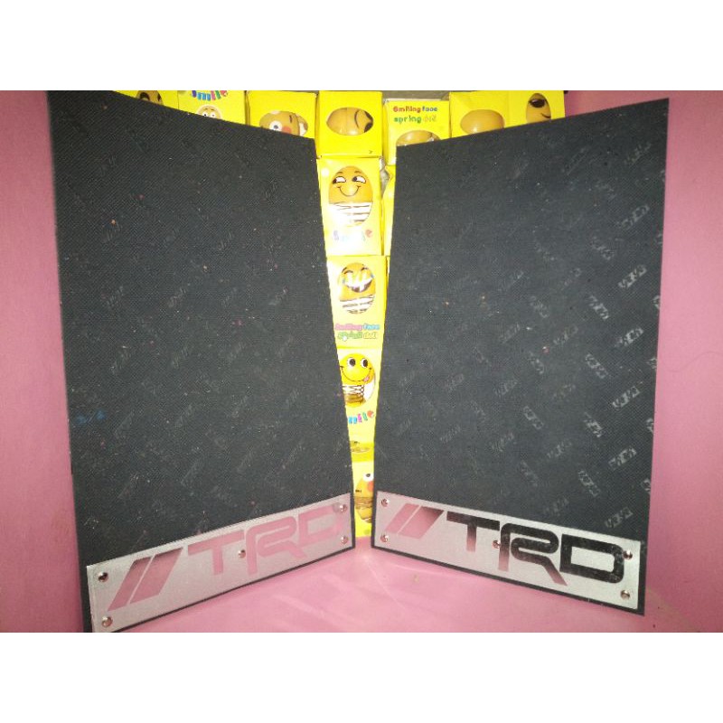 Slebor mobil karet universal trd