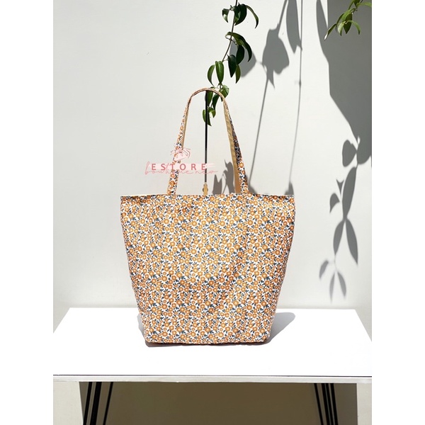 Random Tote Bag Last Stock