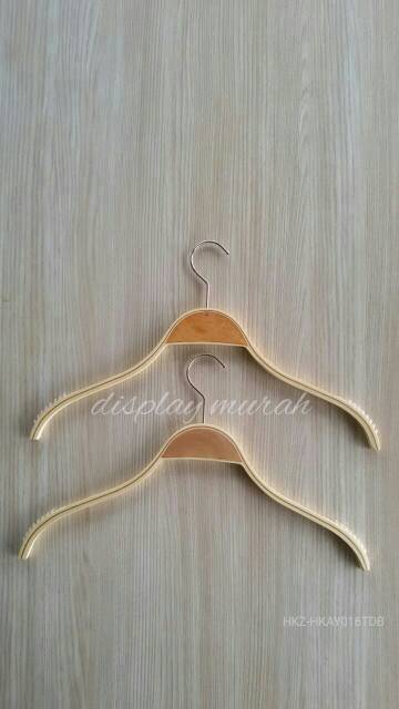 Hanger kayu karet samping Anti Slip Premium Gantungan Baju Dewasa Hanger Dewasa Hanger Kayu Laser Logo Grafir-BH