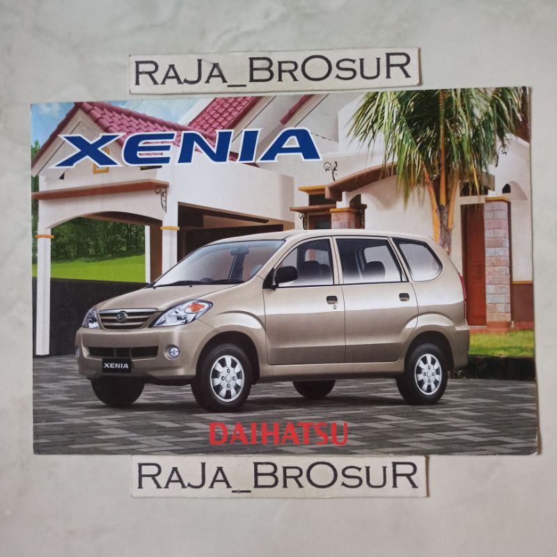 Poster brosur katalog leaflet jadul lawas Daihatsu Xenia 2004