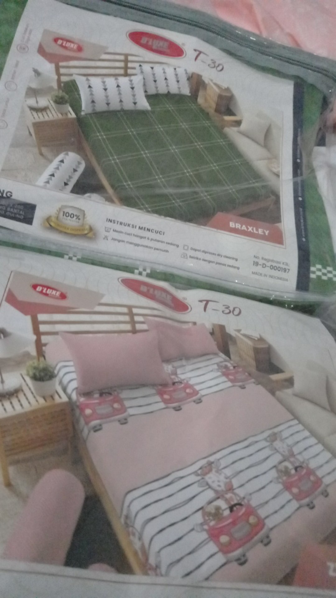 Sprei Kintakun Deluxe Ukuran 180 X 200 Tinggi 20 Motif Victor