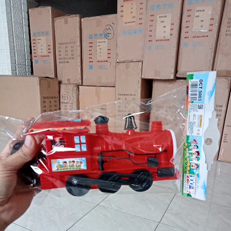 Mainan anak laki laki Kepala Kereta Thomas OCT5003