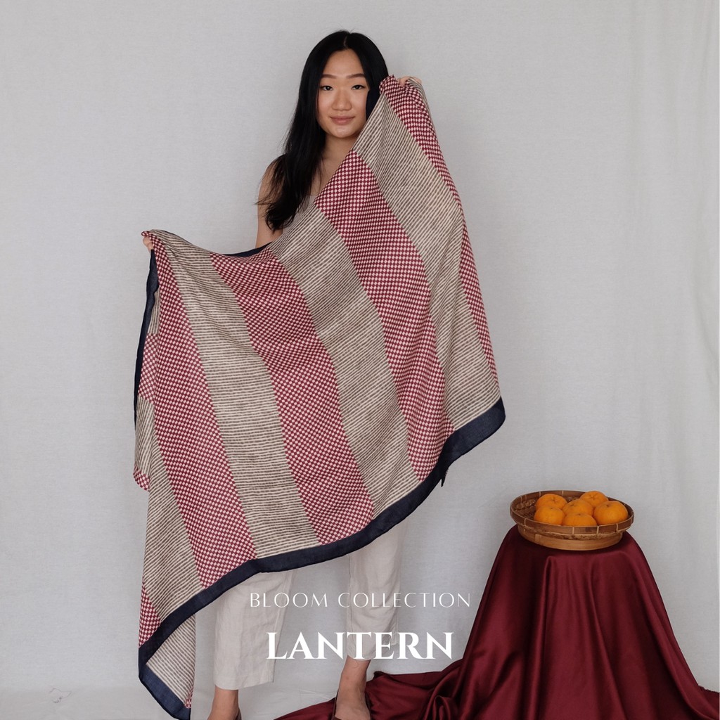 Lantern Shawl – Bloom Collection