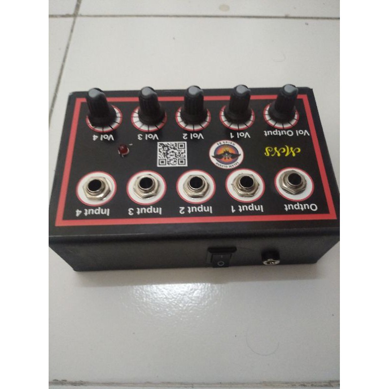 mixer mini rakitan 12 volt 4 channel
