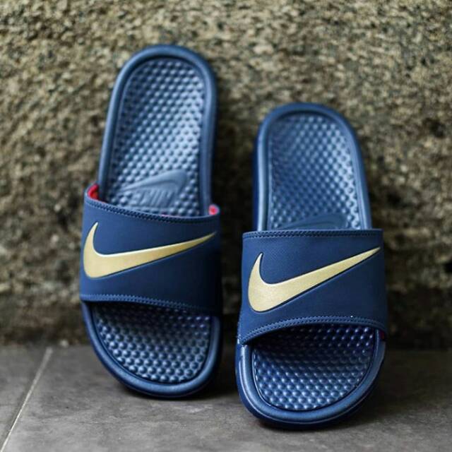 Sendal Pria Nike Benassi Original