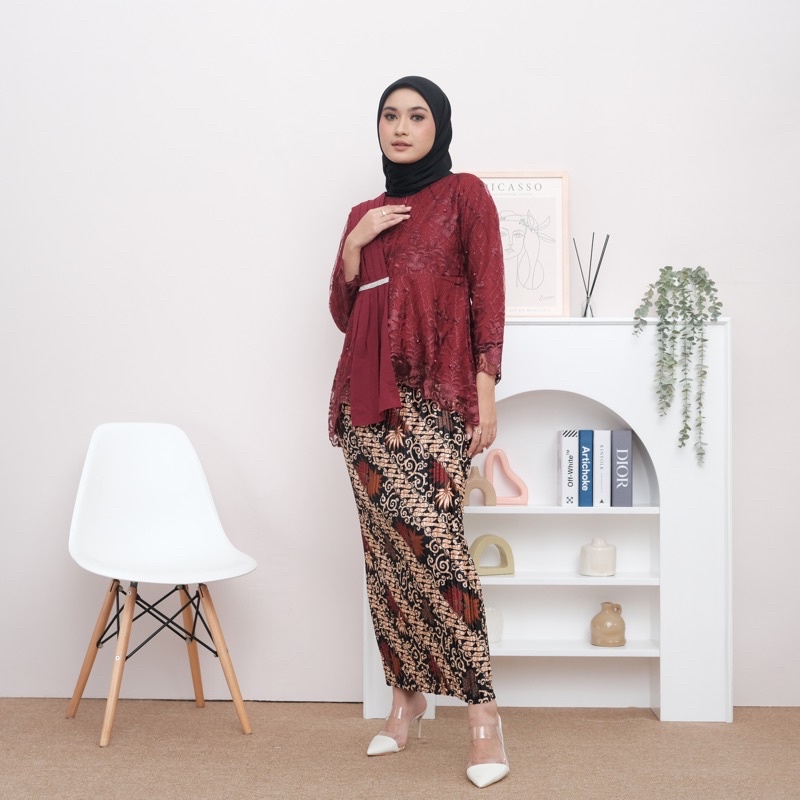 MM-> KEBAYA WISUDA – SETELAN KEBAYA MODERN HIjab - KEBAYA SELENDANG MODERN – KEBAYA AURORA – BLOUSE 