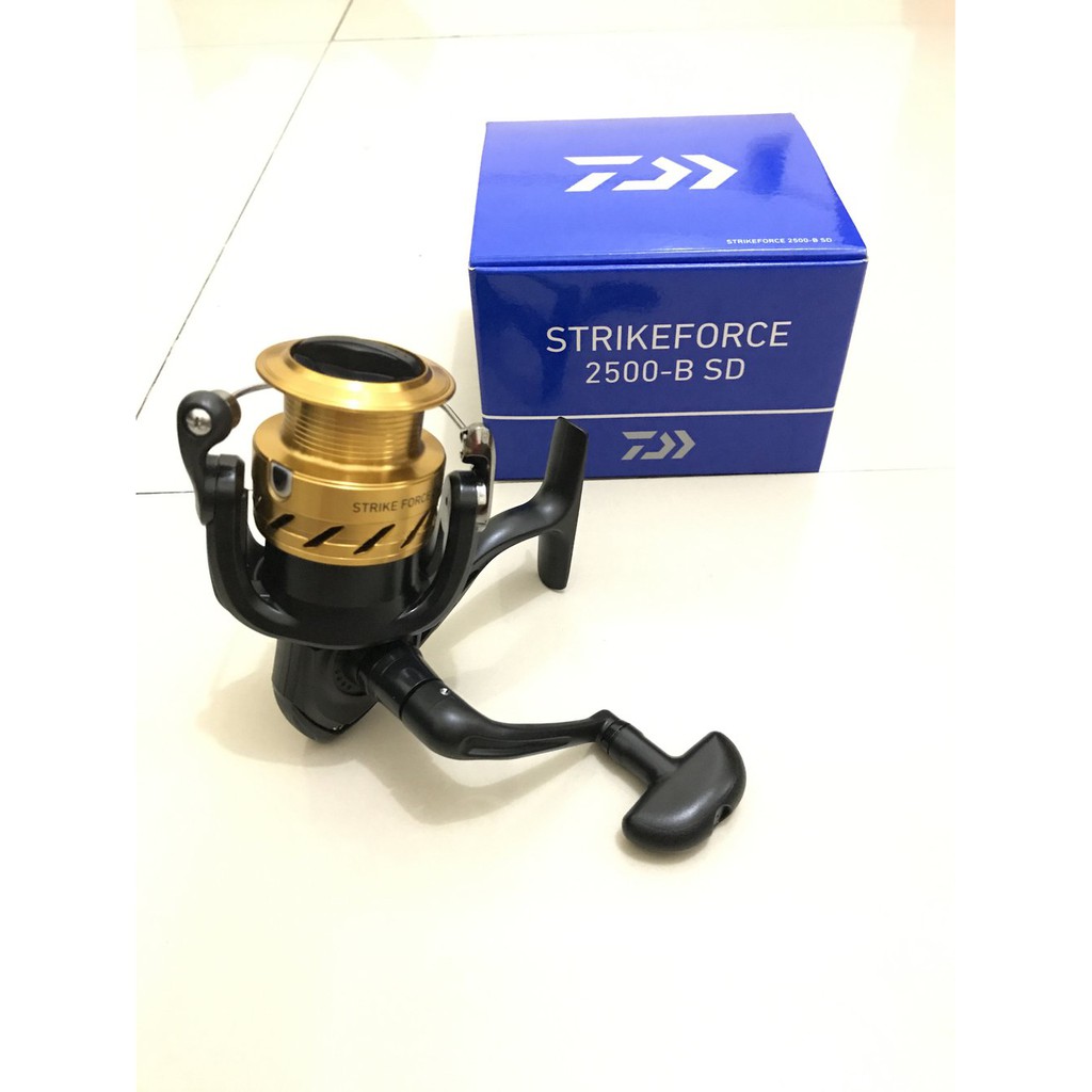 Reel Pancing - Reel Daiwa Megaforce 2500 -B - Rell Pancing