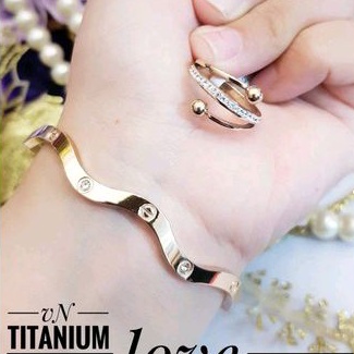 Titanium Set Perhiasan Wanita Warna Rosegold 149224