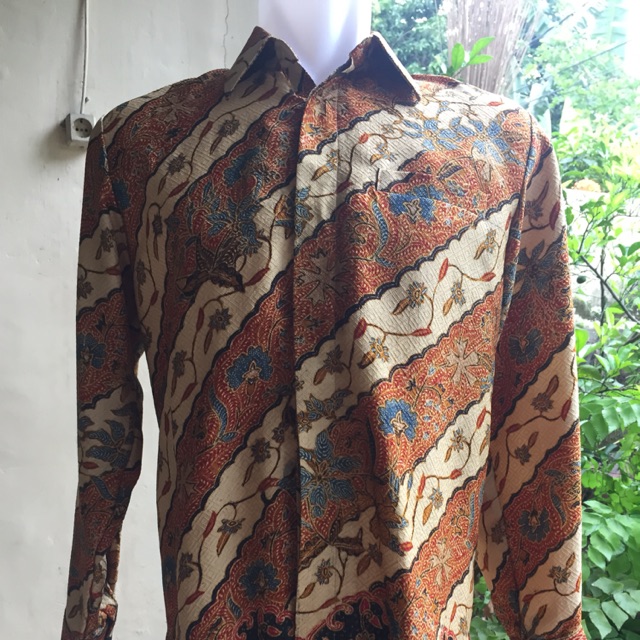 Jasa jahit kemeja batik