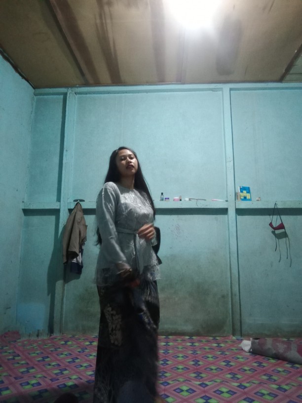 Maura Couple - Sania Ruffle Batik Couple Ori Ndoro Jowi Garansi Termurah Shopee - Batik Modern Solo