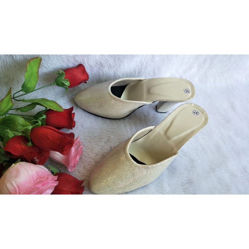 Selop Pengantin Wanita Warna Putih Polos Cantik