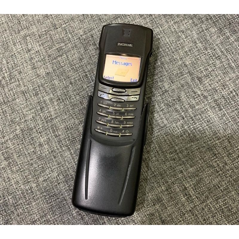 NOKIA 8910i