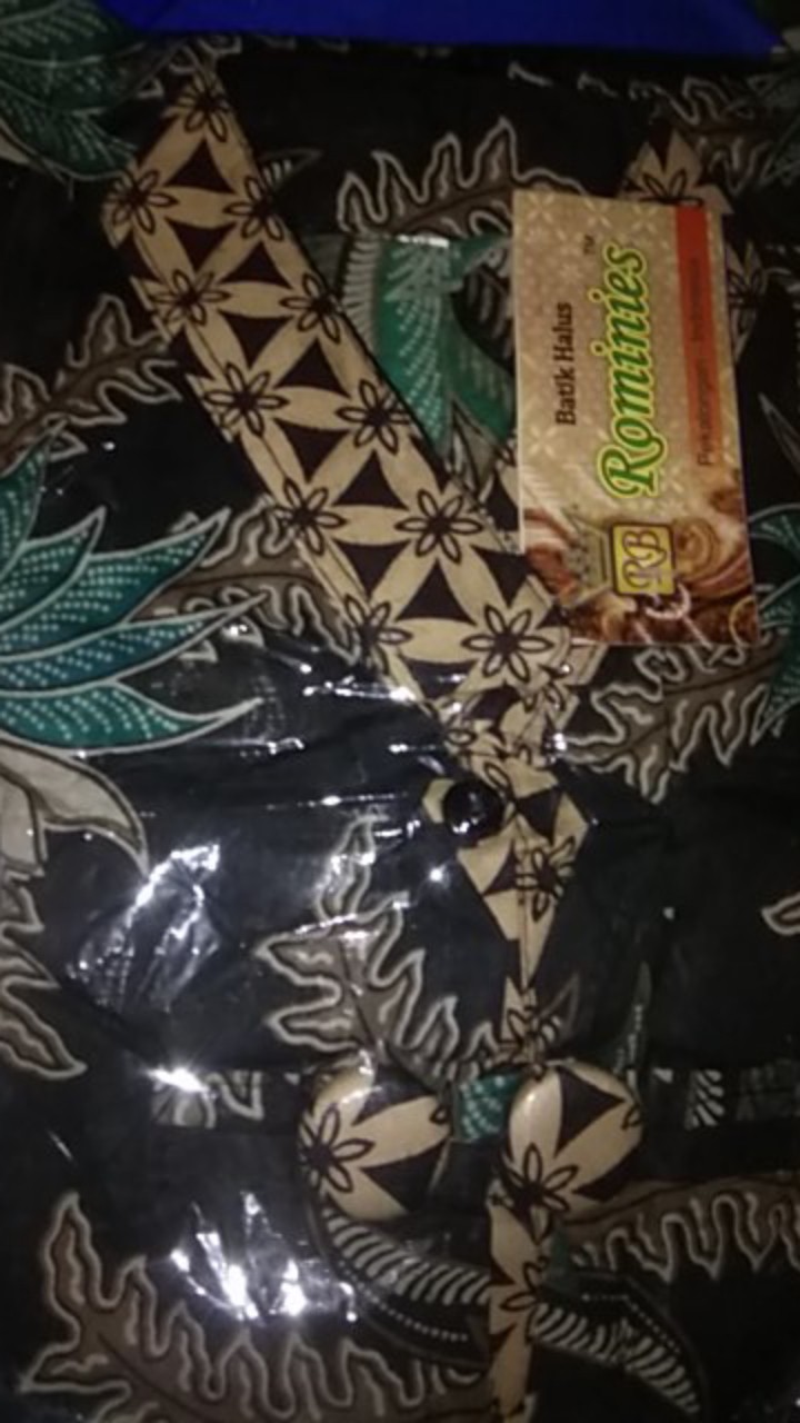 Blouse Dan Kemeja Batik Kerja