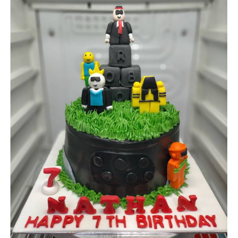

kue ulang tahun roblox uk 22 cm