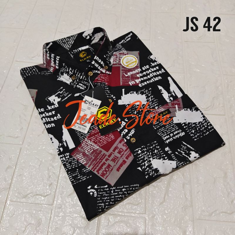 KEMEJA PRIA MOTIF KORAN