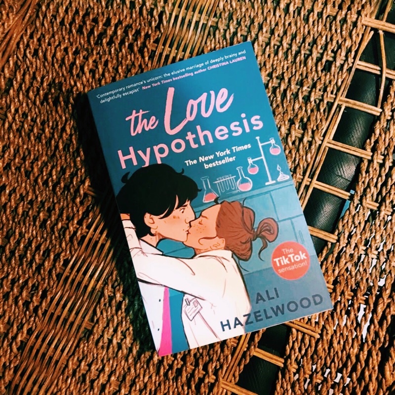 Ali Hazelwood - The Love Hypothesis