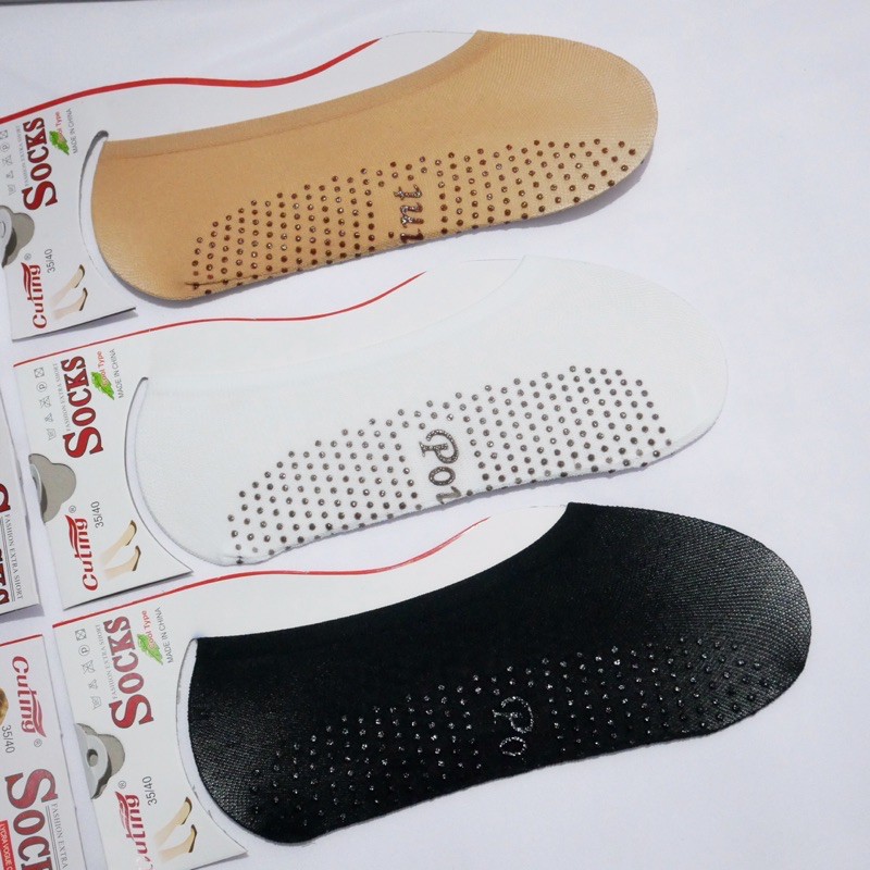 Kaos Kaki Flat Anti Slip