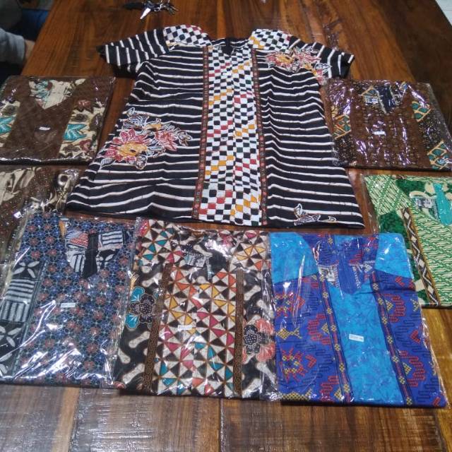 Blus Batik Pekalongan
