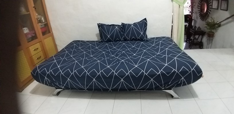 Sprei Sofa Bed Dengan Karet Keliling Full