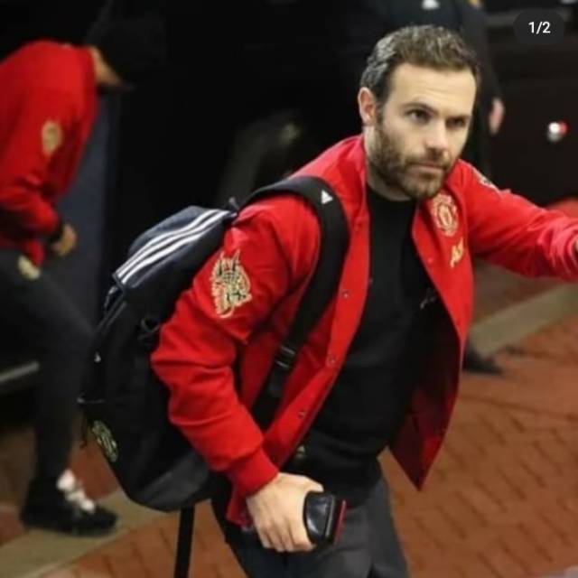 Jaket MU Special Edition CNY